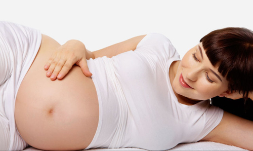 孕妇睡觉的正确姿态图片